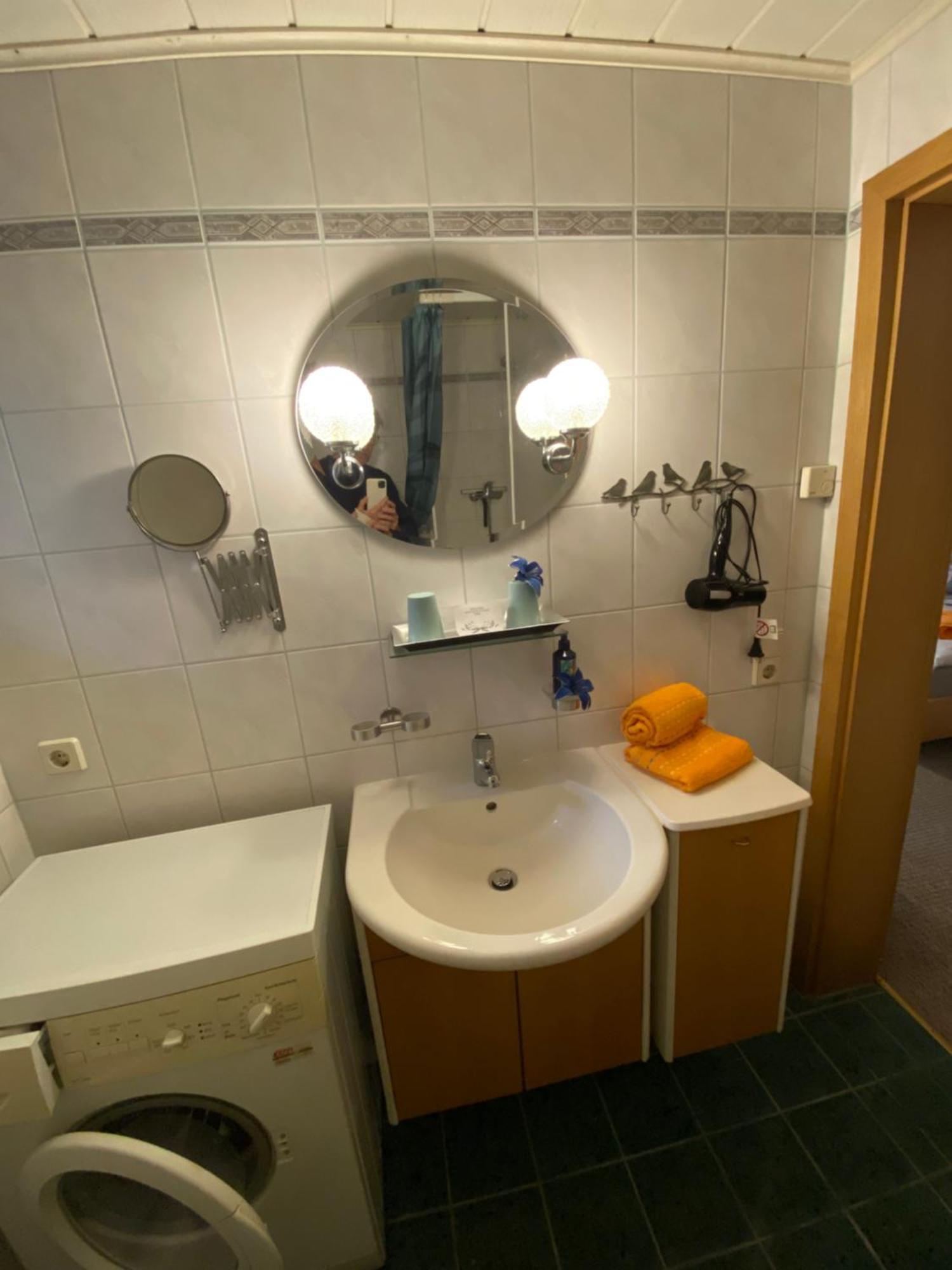 Grosse Helle Wohnung Am Wald In Bad Saarow Nahe Gruenheide Und Berlin Souterrain Eksteriør bilde